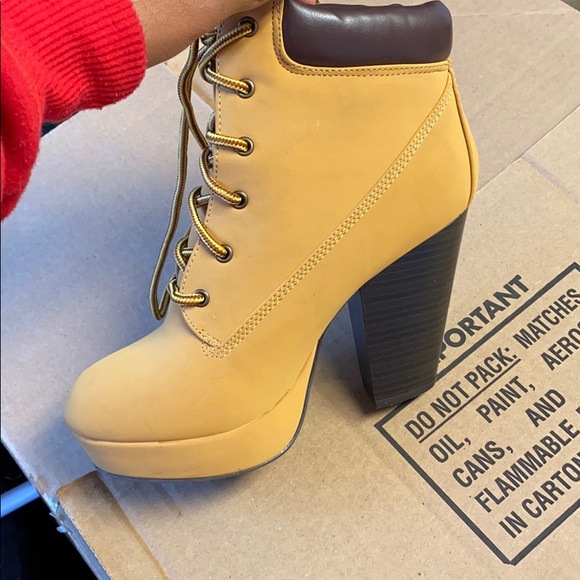 Timberland boots - Picture 3 of 3